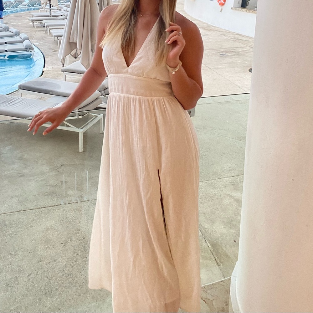 Abercrombie & Fitch Ivory Maxi Dress